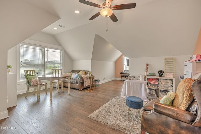 148 Forest Lane S, Blountville, TN 37617