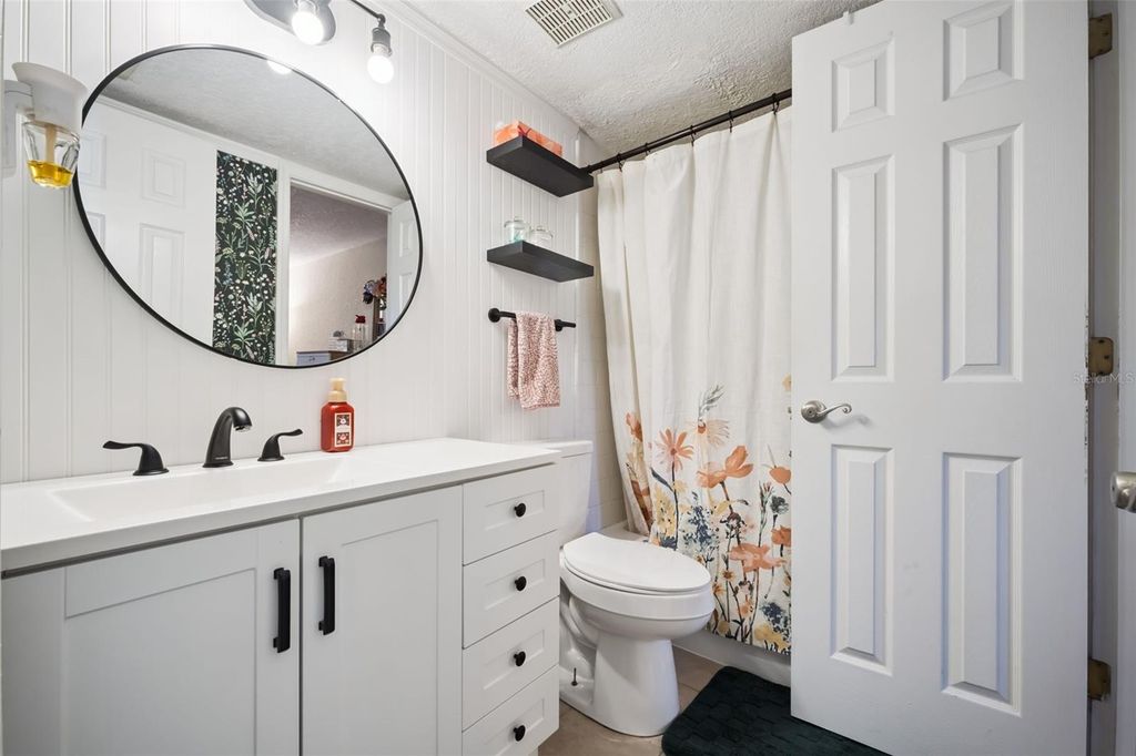 Image 12 of property listing at 754 E MICHIGAN STREET 185, Orlando, FL 32806