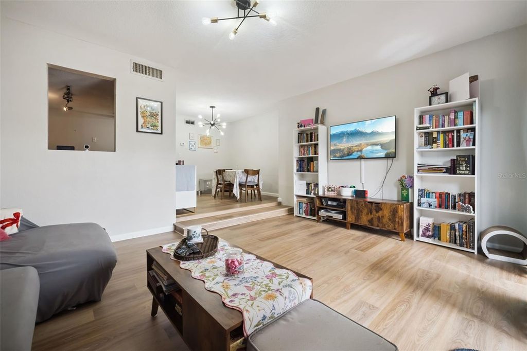 Image 5 of property listing at 754 E MICHIGAN STREET 185, Orlando, FL 32806