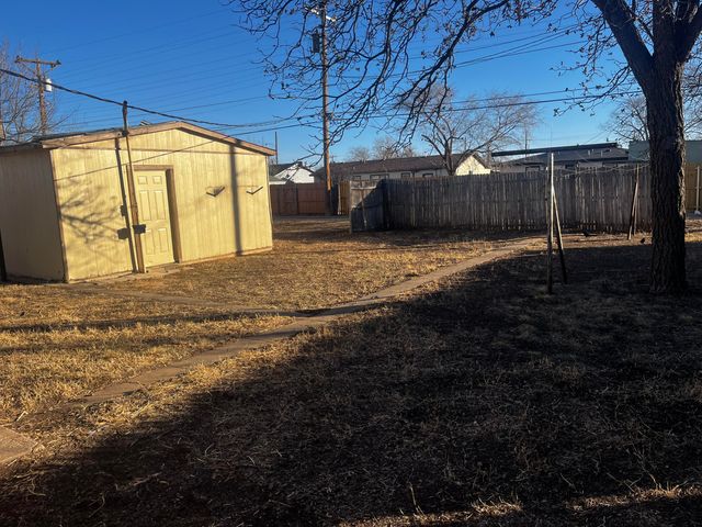 1905 48th Street, Lubbock, TX 79412