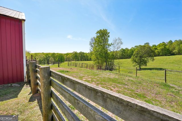 276 Barefoot Road, Lula, GA 30554