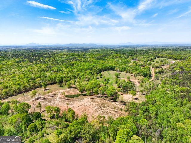276 Barefoot Road, Lula, GA 30554