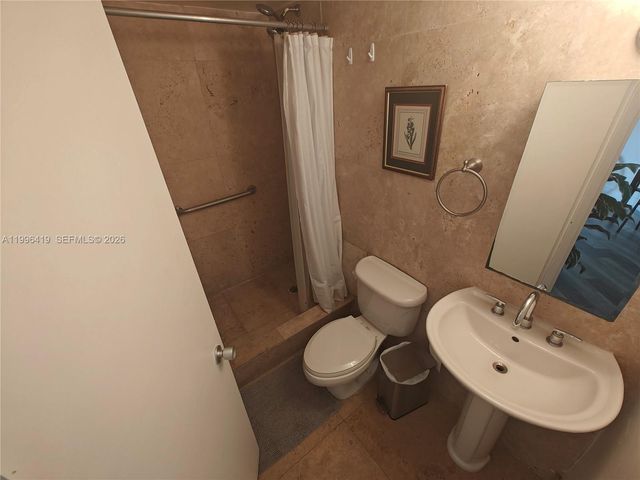 801 Brickell Bay Dr 1961, Miami, FL 33131