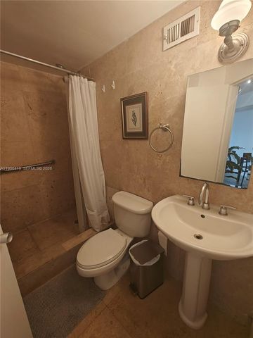 801 Brickell Bay Dr 1961, Miami, FL 33131