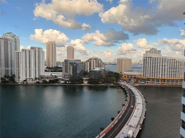 801 Brickell Bay Dr 1961, Miami, FL 33131