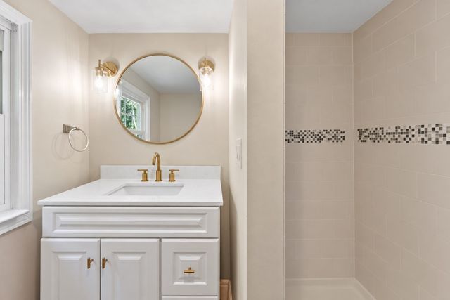 158 Woodland St, West Boylston, MA 01583
