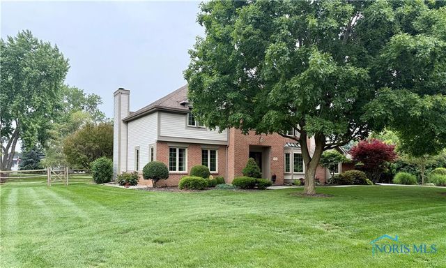 9627 Sheffield Road, Perrysburg, OH 43551
