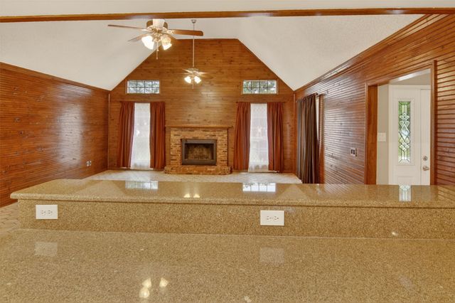 187 County Road 1997, Yantis, TX 75497