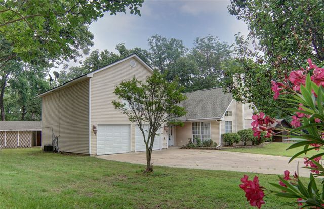 187 County Road 1997, Yantis, TX 75497