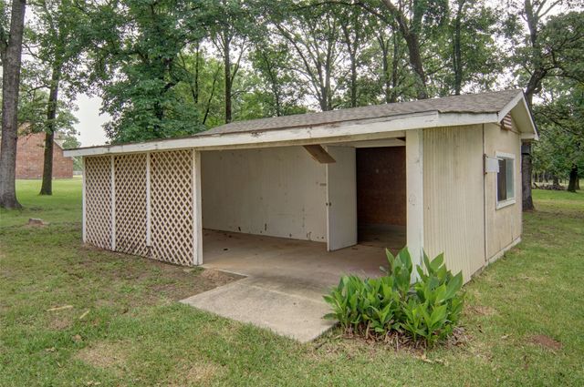187 County Road 1997, Yantis, TX 75497