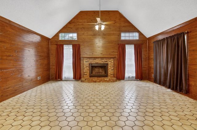 187 County Road 1997, Yantis, TX 75497