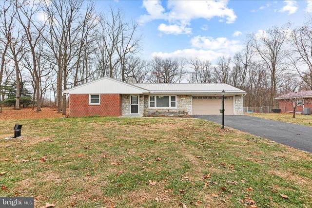 19734 LONGMEADOW RD, Hagerstown, MD 21742