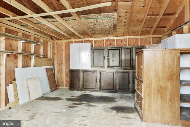 19734 LONGMEADOW RD, Hagerstown, MD 21742