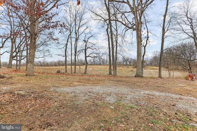 19734 LONGMEADOW RD, Hagerstown, MD 21742