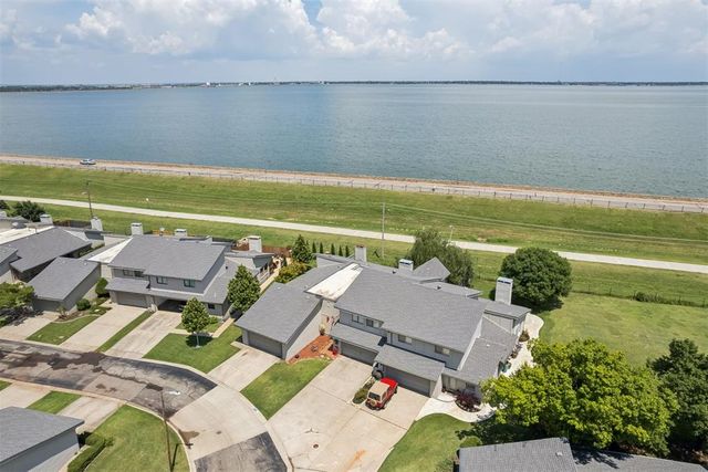 9814 Hefner Village Drive, Oklahoma City, OK 73162