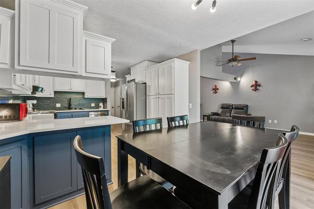 9814 Hefner Village Drive, Oklahoma City, OK 73162