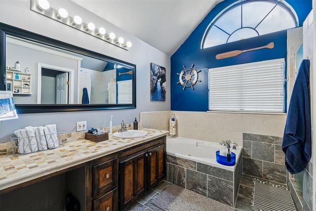 9814 Hefner Village Drive, Oklahoma City, OK 73162