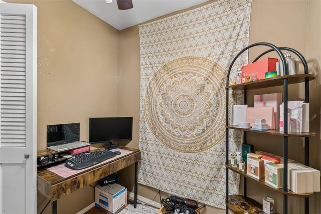 9814 Hefner Village Drive, Oklahoma City, OK 73162