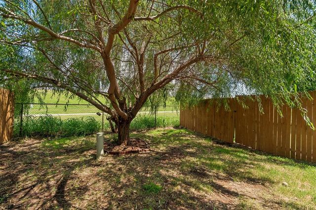 9814 Hefner Village Drive, Oklahoma City, OK 73162