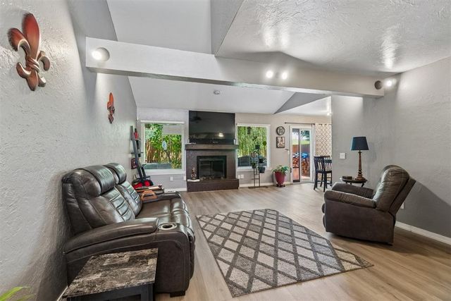 9814 Hefner Village Drive, Oklahoma City, OK 73162