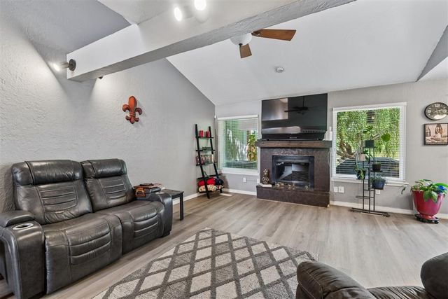 9814 Hefner Village Drive, Oklahoma City, OK 73162