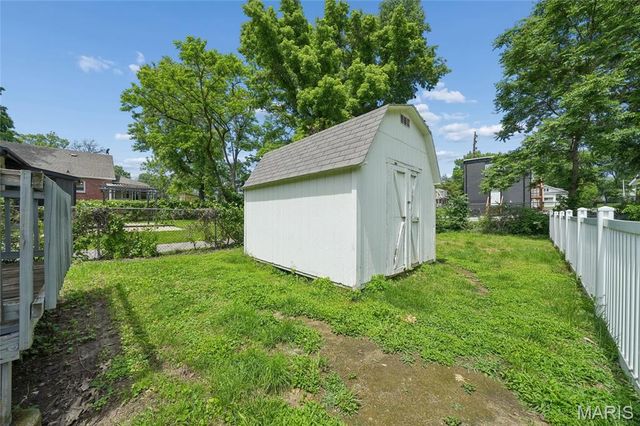 7619 Fairham Avenue, University City, MO 63130