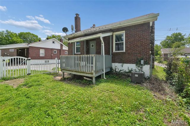 7619 Fairham Avenue, University City, MO 63130