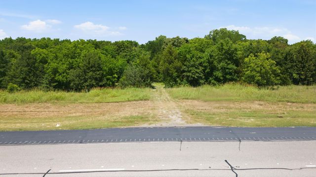000 US Hwy 82, Sherman, TX 75092