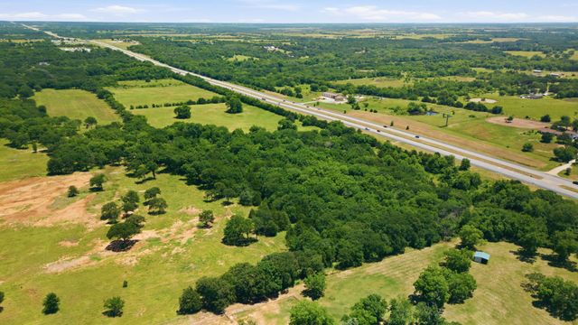 000 US Hwy 82, Sherman, TX 75092
