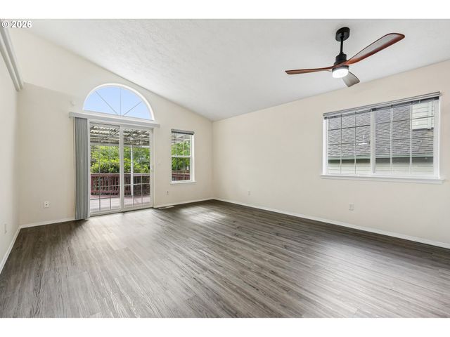 13582 Se 151ST Ter, Clackamas, OR 97015