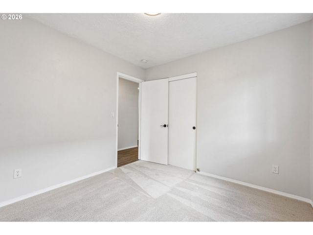 13582 Se 151ST Ter, Clackamas, OR 97015