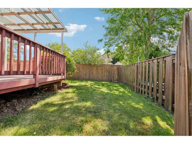 13582 Se 151ST Ter, Clackamas, OR 97015
