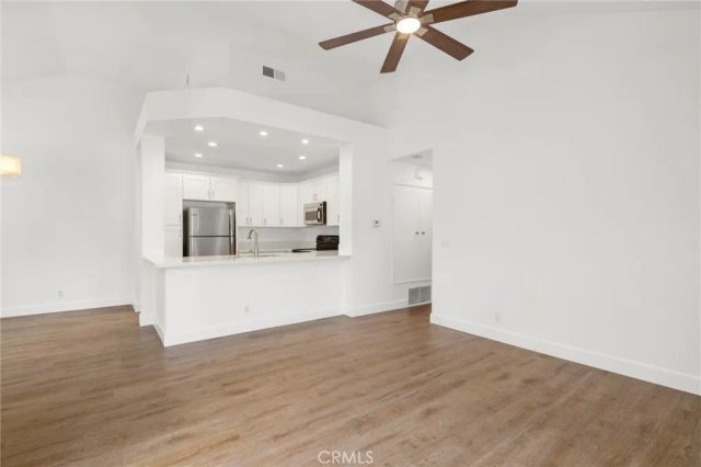 11 Brittany 7, Newport Beach, CA 92660