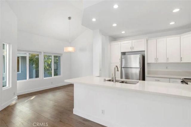 11 Brittany 7, Newport Beach, CA 92660