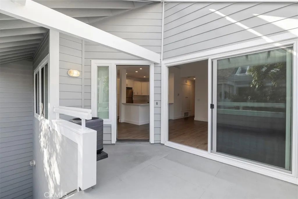 11 Brittany 7, Newport Beach, CA 92660