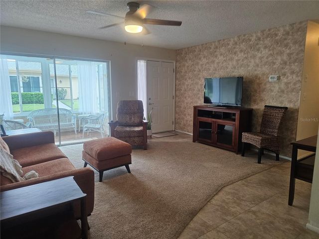 1009 QUEEN ANNE DRIVE B, Palm Harbor, FL 34684
