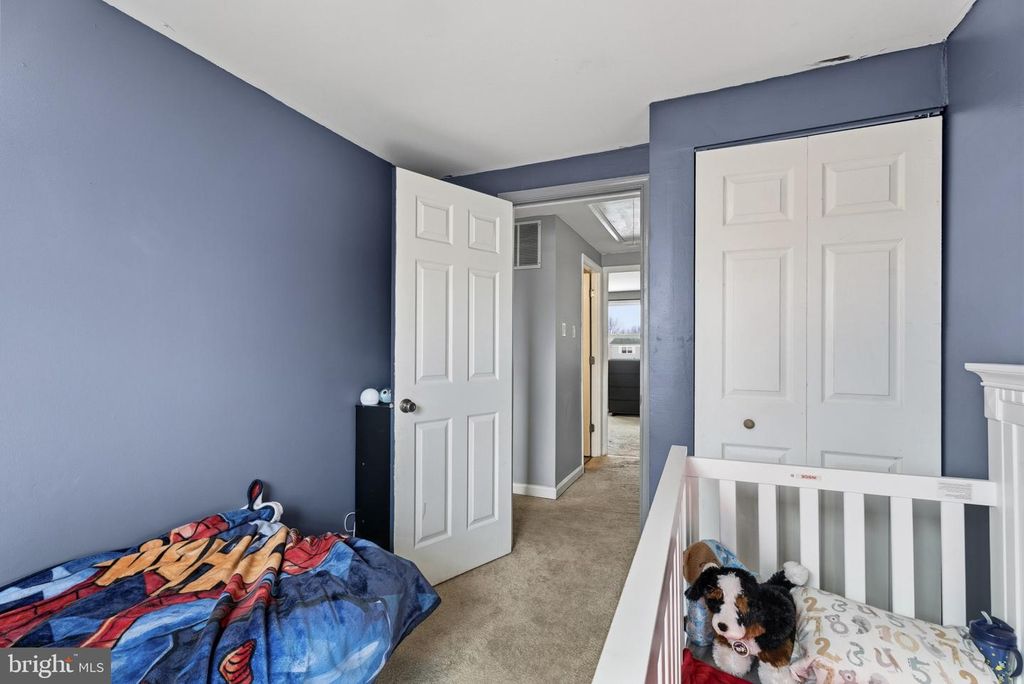 Image 23 of property listing at 526 DAISY DR, Taneytown, MD 21787