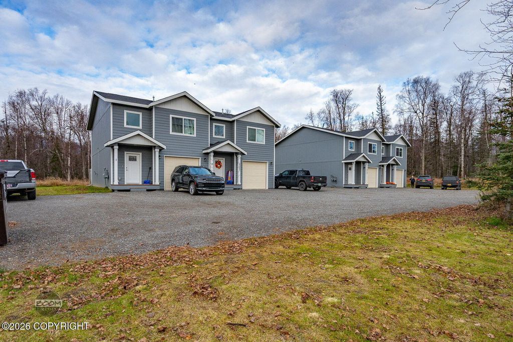 8542 N Wasilla Fishhook Road, Wasilla, AK 99654