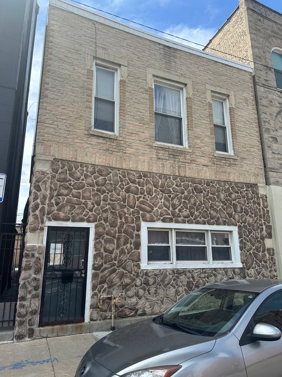 1811 W Grand Avenue, Chicago, IL 60622 — exterior