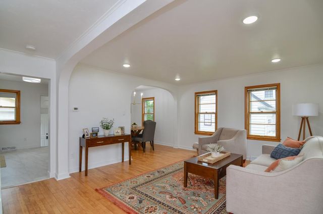 423 W 7TH STREET, Kaukauna, WI 54130