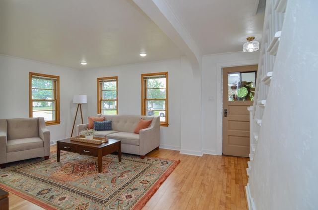 423 W 7TH STREET, Kaukauna, WI 54130