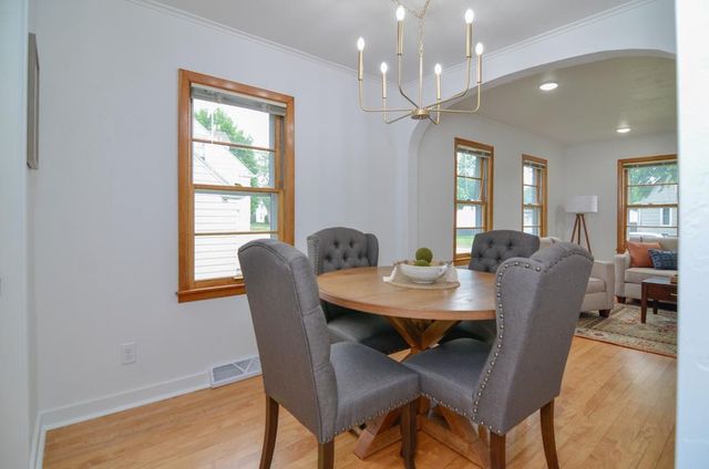 423 W 7TH STREET, Kaukauna, WI 54130