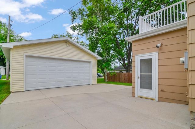 423 W 7TH STREET, Kaukauna, WI 54130