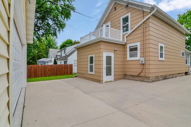 423 W 7TH STREET, Kaukauna, WI 54130