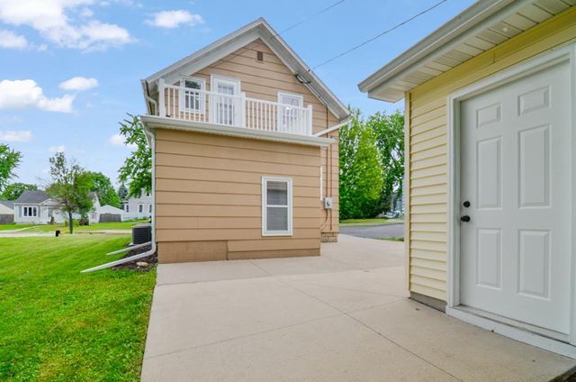 423 W 7TH STREET, Kaukauna, WI 54130