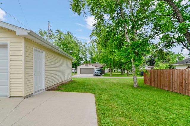 423 W 7TH STREET, Kaukauna, WI 54130