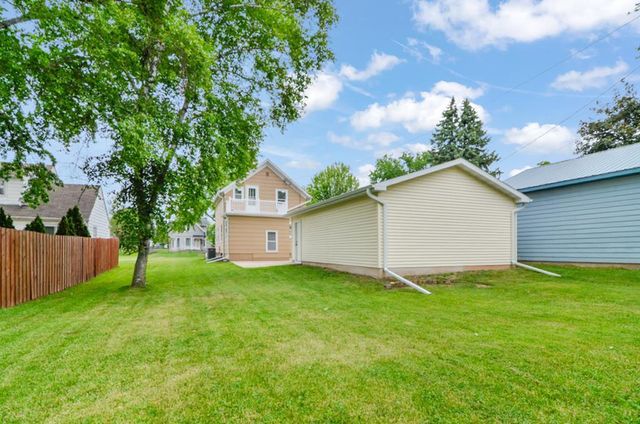 423 W 7TH STREET, Kaukauna, WI 54130