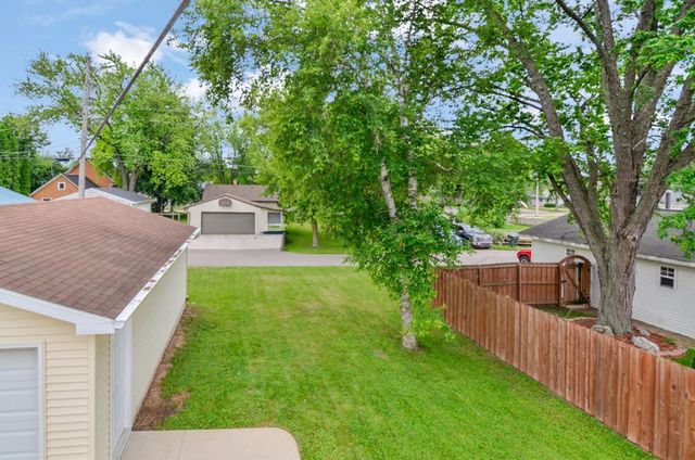 423 W 7TH STREET, Kaukauna, WI 54130