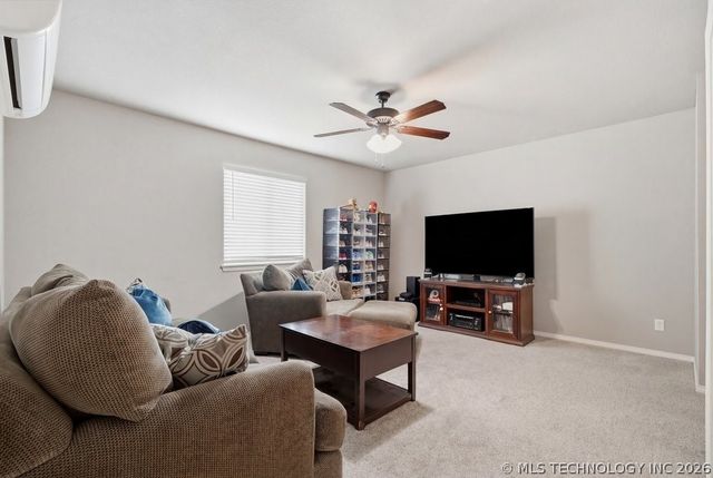 12117 E 69th Street N, Owasso, OK 74055