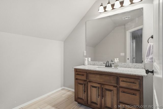 12117 E 69th Street N, Owasso, OK 74055